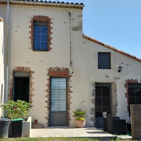 Chez Henri Villa Les Herbiers Exterior photo